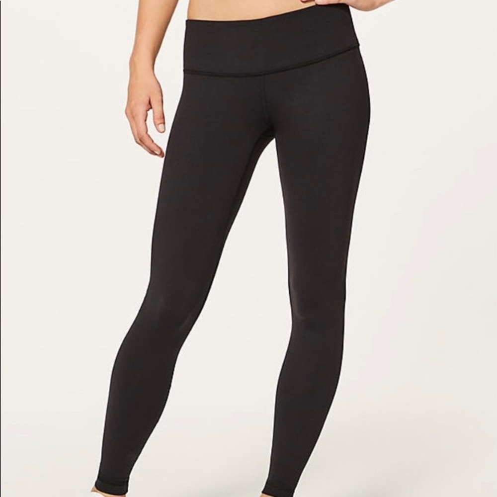 Lululemon Wunder Under Tight Full-On Luxetreme